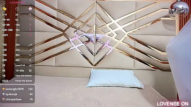 Beautifulskinny18 online show from March 15, 2025, 7:48 pm