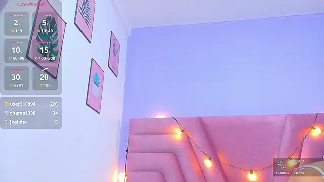 Beautifulskinny18 online show from November 28, 2025, 8:33 pm