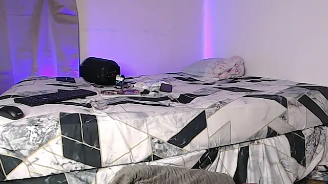 Logan cocky online show from February 5, 2025, 7:42 pm