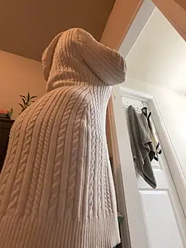 wynterheat online show from November 11, 2025, 6:24 am