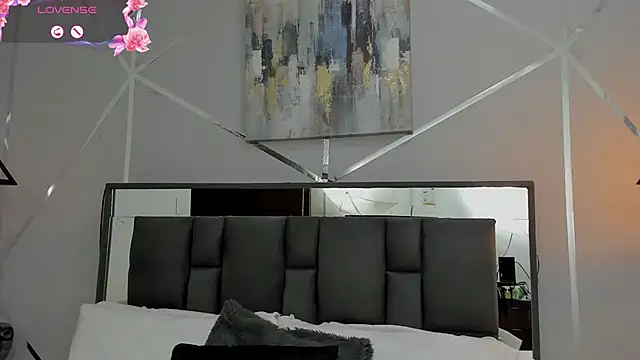Ayla martinez online show from January 25, 2025, 1:43 am