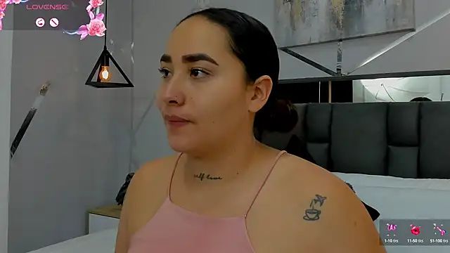 Ayla martinez online show from January 29, 2025, 2:09 am