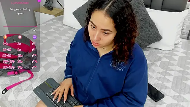 Ayla martinez online show from March 8, 2025, 2:01 am