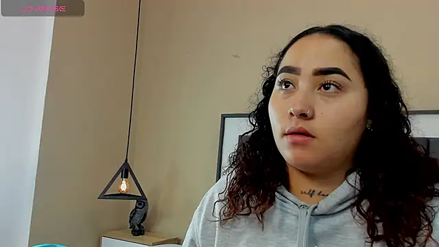 Ayla martinez online show from September 18, 2025, 2:02 am