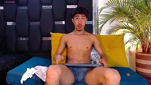 RyanRizzo online show from January 23, 2025, 4:59 pm