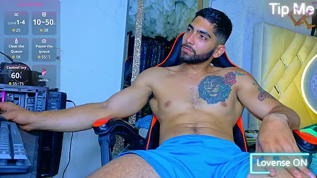 Snapshot of Rich_boy01 chatting on January 14, 2026, 6:35 pm Rich boy01 online show from January 14, 2026, 6:35 pm