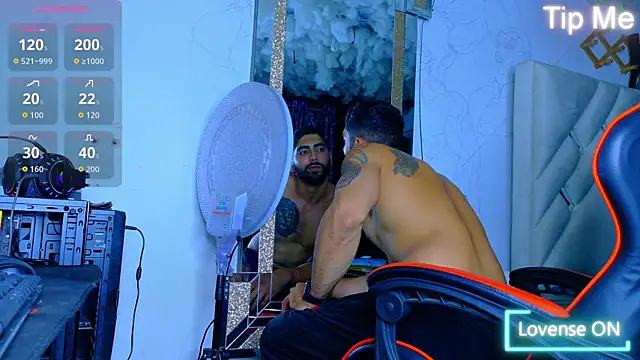 Snapshot of Rich_boy01 chatting on January 18, 2026, 11:19 pm Rich boy01 online show from January 18, 2026, 11:19 pm