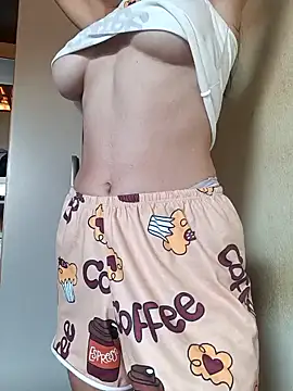 Nandasant09 online show from February 4, 2025, 4:08 pm