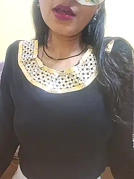 Nandinip2706 online show from May 16, 2026, 10:01 am