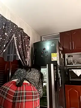 l1la Rav3n online show from March 5, 2025, 5:29 pm