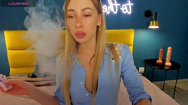 Diana Garrett online show from April 3, 2026, 1:25 am