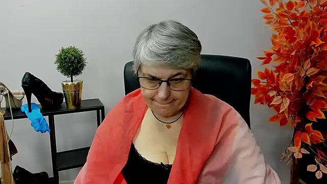 IrisDream online show from February 3, 2025, 10:58 am