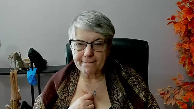 IrisDream online show from March 20, 2025, 11:05 am