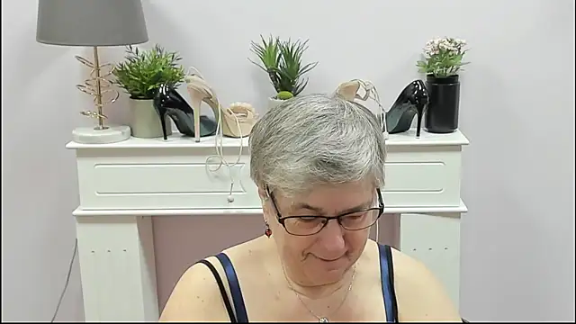 IrisDream online show from January 7, 2026, 7:11 am