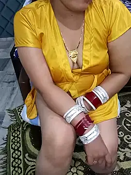 Cute-Raashii online show from January 26, 2025, 11:39 pm