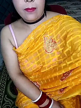 Cute-Raashii online show from February 6, 2025, 7:07 pm