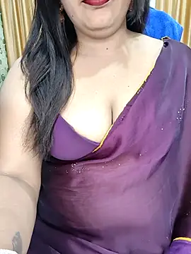 Cute-Raashii online show from November 23, 2025, 2:11 am