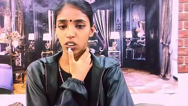 Snapshot of IndianSexySlender chatting on October 26, 2025, 5:13 am IndianSexySlender online show from October 26, 2025, 5:13 am