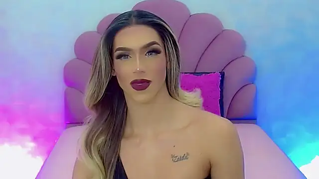 Snapshot of briana_sex32 chatting on January 15, 2025, 5:19 am briana sex32 online show from January 15, 2025, 5:19 am
