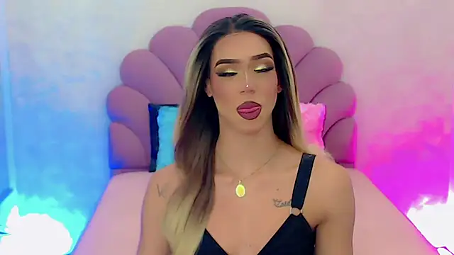 Snapshot of briana_sex32 chatting on January 29, 2025, 5:19 am briana sex32 online show from January 29, 2025, 5:19 am