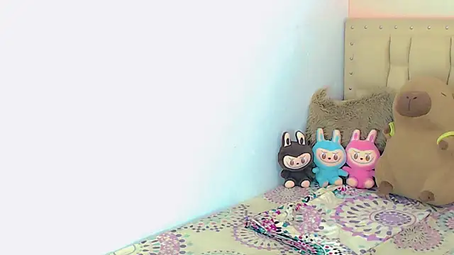 Snapshot of briana_sex32 chatting on November 18, 2025, 4:39 am briana sex32 online show from November 18, 2025, 4:39 am