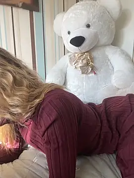 Liya my online show from November 3, 2025, 10:38 am