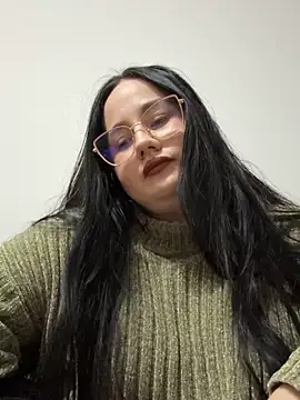 Snapshot of curvybabe7 chatting on December 1, 2025, 5:07 pm curvybabe7 online show from December 1, 2025, 5:07 pm