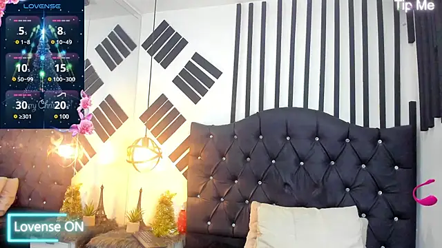 AllisonsweetZ online show from December 10, 2024, 2:16 am