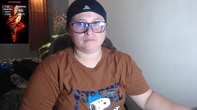 Snapshot of katty_femdom chatting on September 24, 2025, 6:00 pm katty femdom online show from September 24, 2025, 6:00 pm