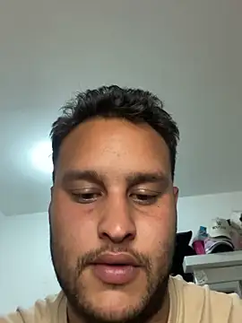 Snapshot of Cristian_099 chatting on September 14, 2025, 2:49 pm Cristian 099 online show from September 14, 2025, 2:49 pm