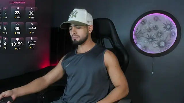 khriss brown online show from November 18, 2025, 8:46 pm