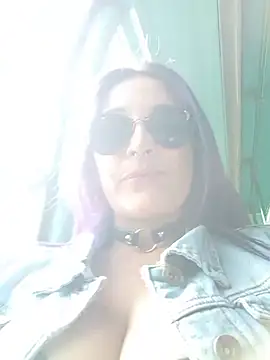 sophie banger online show from March 13, 2026, 8:26 pm