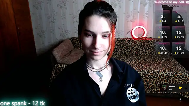 Miya Wey  online show from February 7, 2025, 6:56 pm