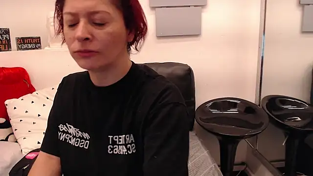 Snapshot of eva_twiss chatting on May 28, 2026, 12:35 pm eva twiss online show from May 28, 2026, 12:35 pm