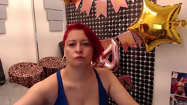Snapshot of eva_twiss chatting on June 18, 2026, 12:31 pm eva twiss online show from June 18, 2026, 12:31 pm