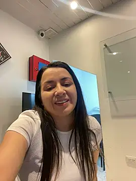 Snapshot of Kimkalifa_ chatting on January 8, 2025, 12:47 pm Kimkalifa online show from January 8, 2025, 12:47 pm