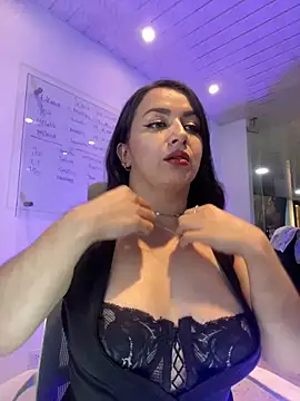 Snapshot of Kimkalifa_ chatting on January 16, 2025, 4:50 pm Kimkalifa online show from January 16, 2025, 4:50 pm
