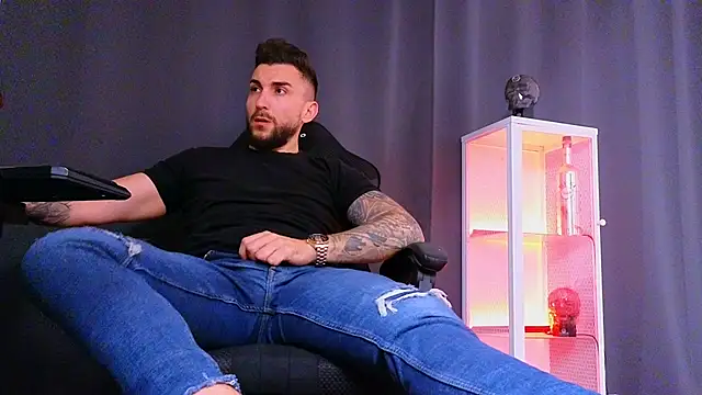 Snapshot of MightyAaron66 chatting on February 13, 2025, 12:00 pm MightyAaron66 online show from February 13, 2025, 12:00 pm