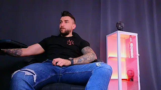 Snapshot of MightyAaron66 chatting on February 26, 2025, 4:36 am MightyAaron66 online show from February 26, 2025, 4:36 am