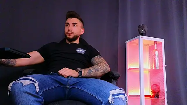 Snapshot of MightyAaron66 chatting on February 27, 2025, 7:44 am MightyAaron66 online show from February 27, 2025, 7:44 am