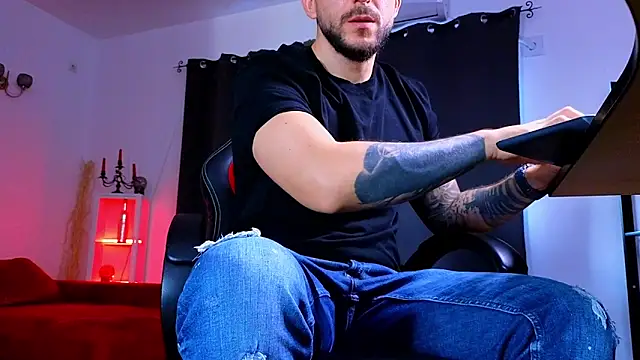 Snapshot of MightyAaron66 chatting on September 8, 2025, 3:22 pm MightyAaron66 online show from September 8, 2025, 3:22 pm