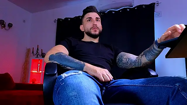 Snapshot of MightyAaron66 chatting on September 19, 2025, 2:51 pm MightyAaron66 online show from September 19, 2025, 2:51 pm