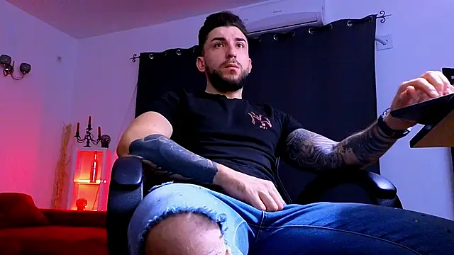 MightyAaron66 online show from February 2, 2026, 3:38 am