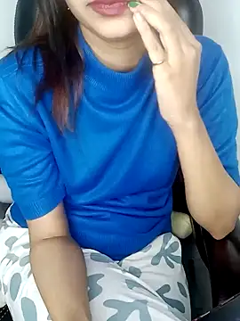 Snapshot of Barbie-Queen2 chatting on January 25, 2025, 4:13 pm Barbie-Queen2 online show from January 25, 2025, 4:13 pm