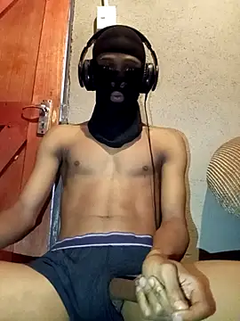 Snapshot of Thickcockzivyy chatting on October 26, 2025, 5:35 am Thickcockzivyy online show from October 26, 2025, 5:35 am