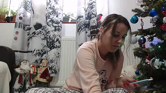 Snapshot of SweetMaddy888 chatting on December 26, 2024, 11:10 am SweetMaddy888 online show from December 26, 2024, 11:10 am