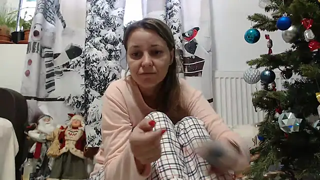 Snapshot of SweetMaddy888 chatting on December 26, 2024, 2:16 pm SweetMaddy888 online show from December 26, 2024, 2:16 pm