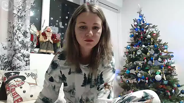 Snapshot of SweetMaddy888 chatting on December 31, 2024, 4:06 am SweetMaddy888 online show from December 31, 2024, 4:06 am