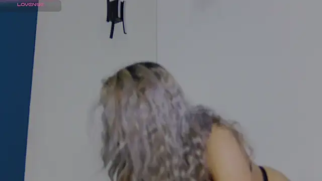 CelineMeyerr online show from September 24, 2025, 5:22 am