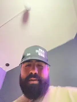 Lyon vach online show from October 21, 2025, 1:01 pm